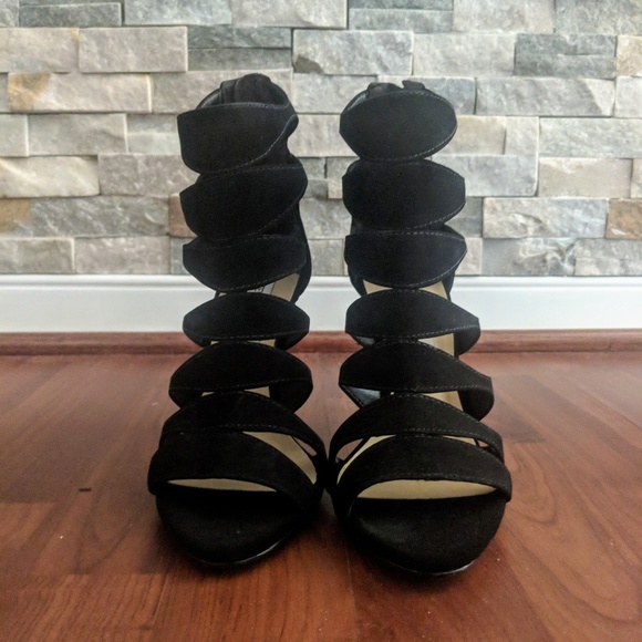 Steve Madden Swyndle Black Cutout Heels - Picture 4 of 5